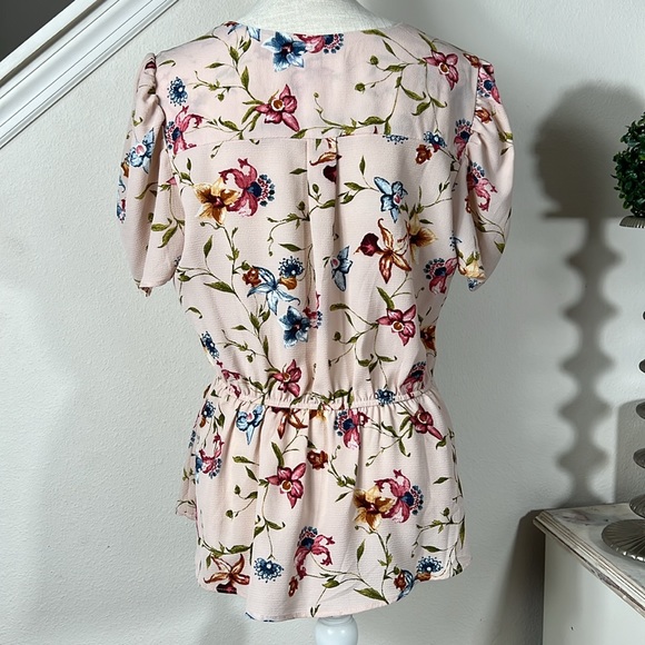 Lily White L Pink Floral Blouse - Picture 9 of 13